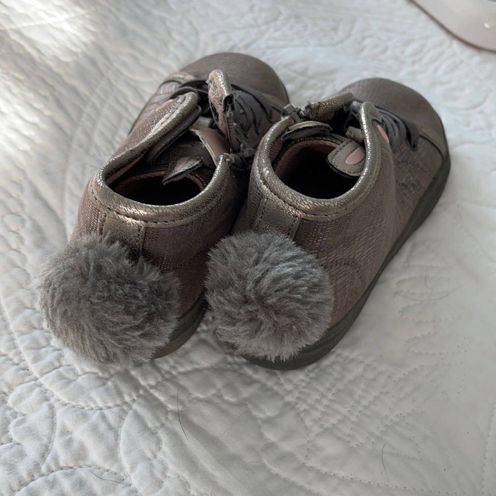 Harper Canyon Girls Shoe.